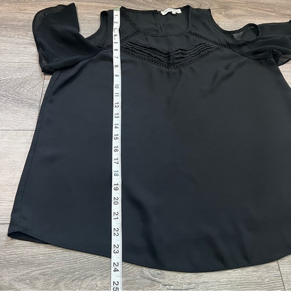 Black Sheer Flutter Flow Sleeve Heartloom Blouse Shirt Lightweight Women's SM - Picture 7 of 12